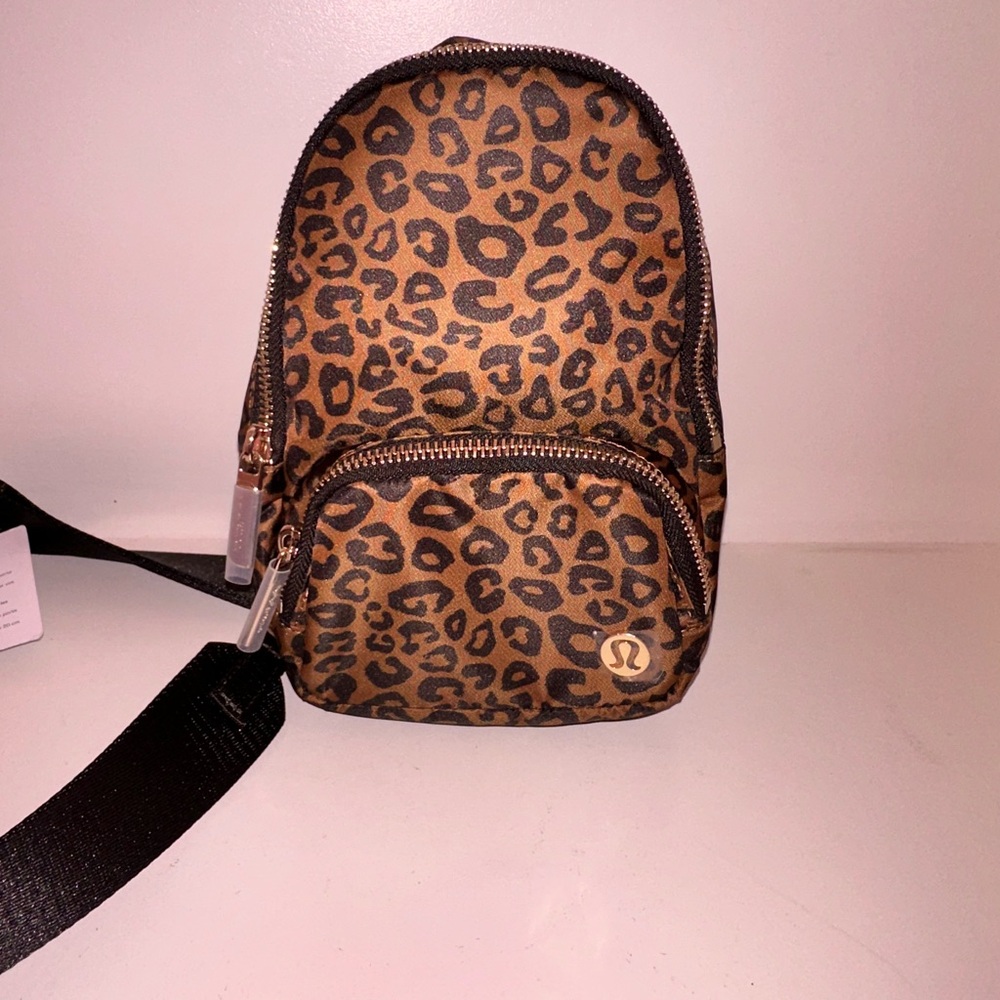 lululemon Leopard Print EverywhereSling Bag